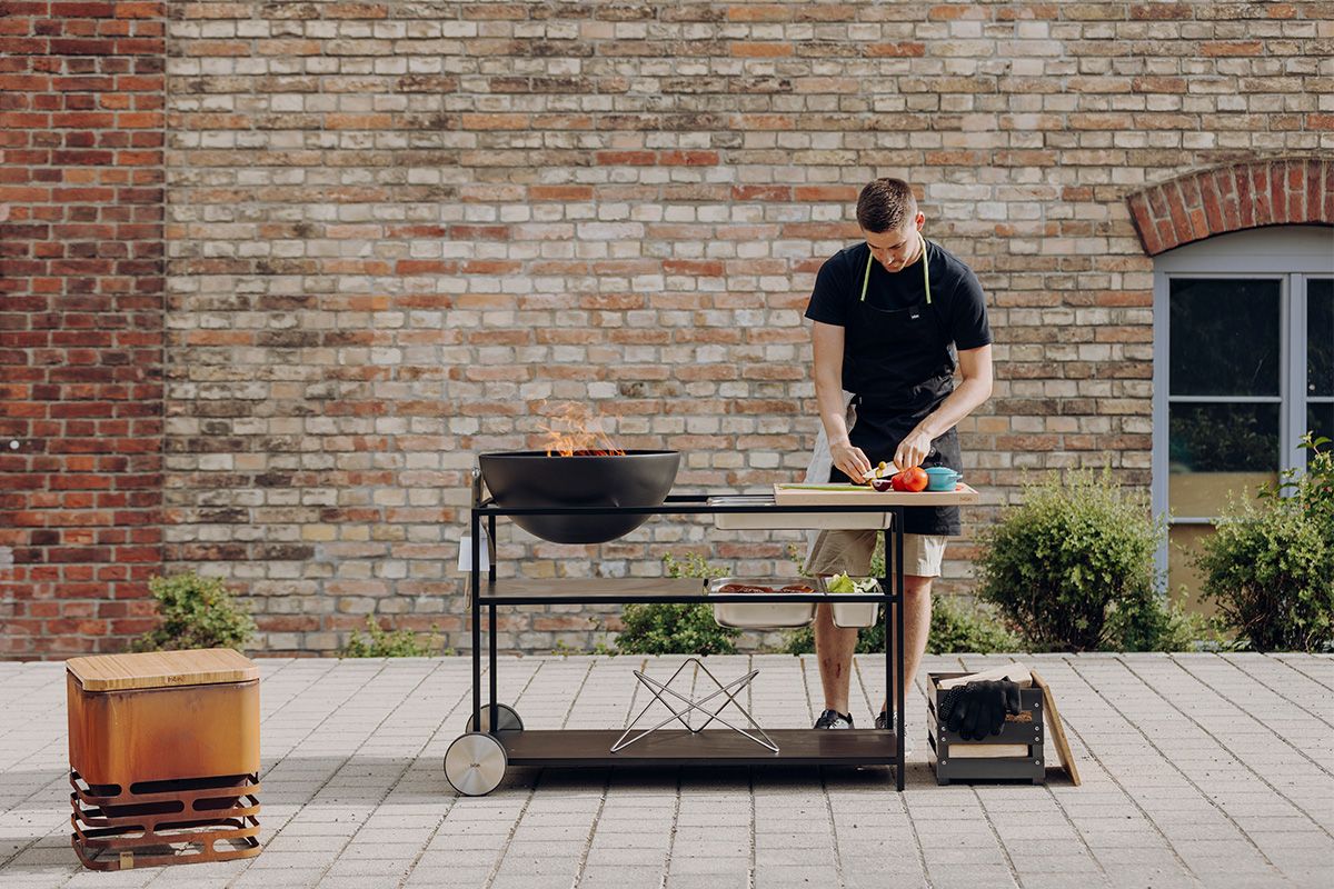 Höfats - FIRE KITCHEN - mit BOWL 57 Plancha-Grillset tief