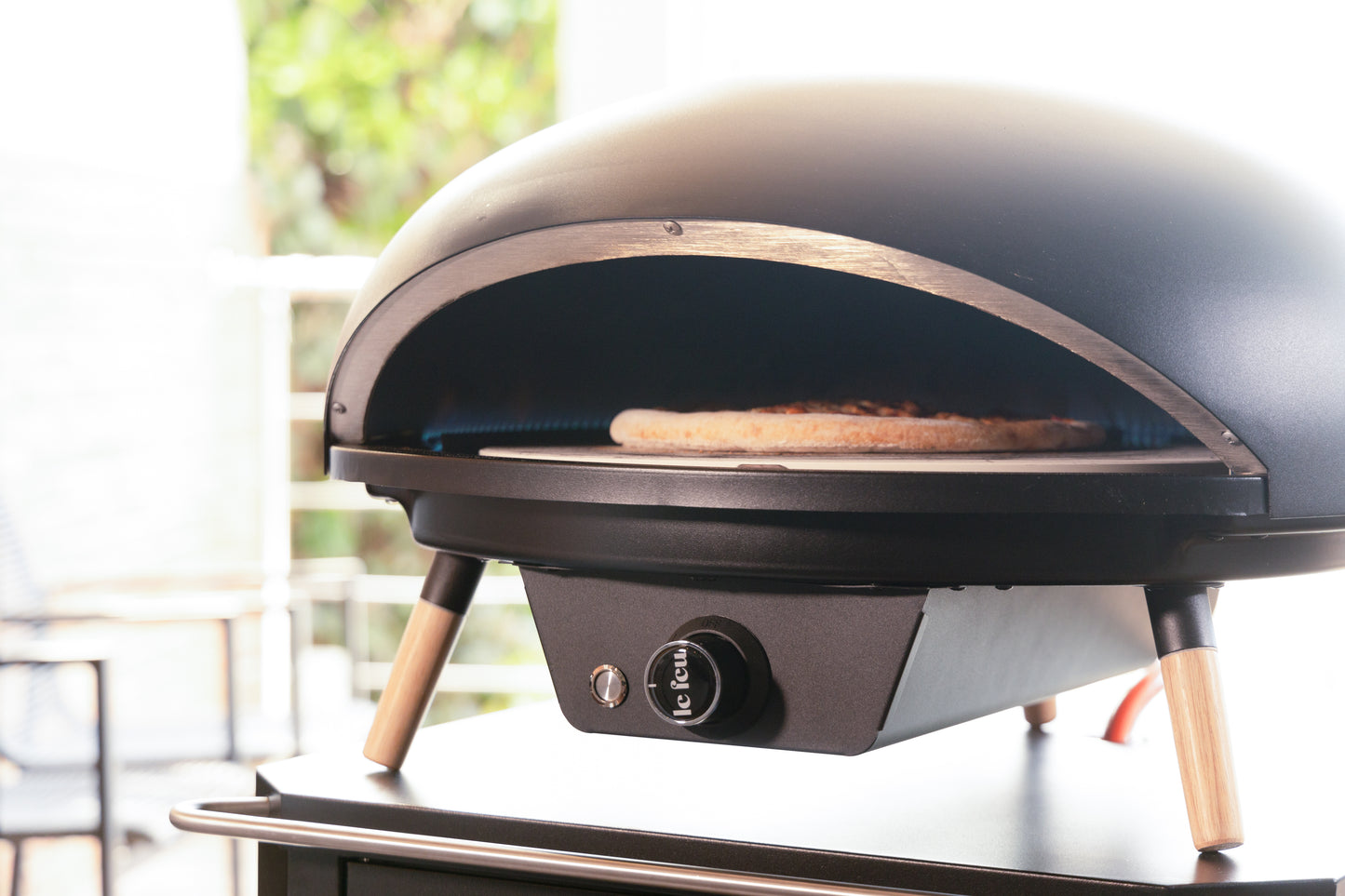 Le Feu Turtle Motion 18” 3.1 with Rotating Stone